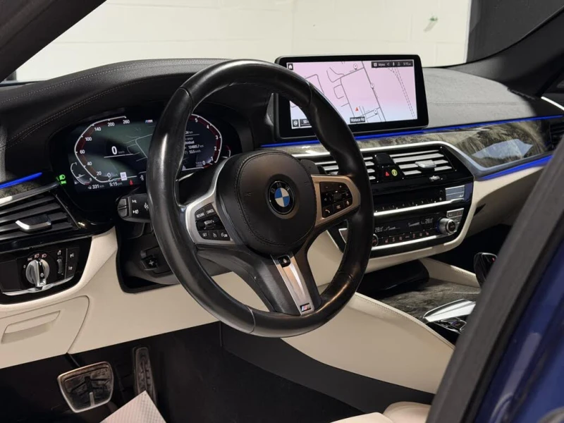 BMW 530 i xDrive* АвтоКредит (ЦЕНА ДО БГ), снимка 11 - Автомобили и джипове - 53502186