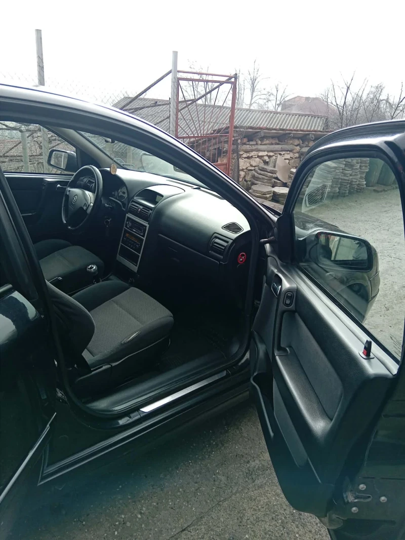 Opel Astra, снимка 9 - Автомобили и джипове - 53577682
