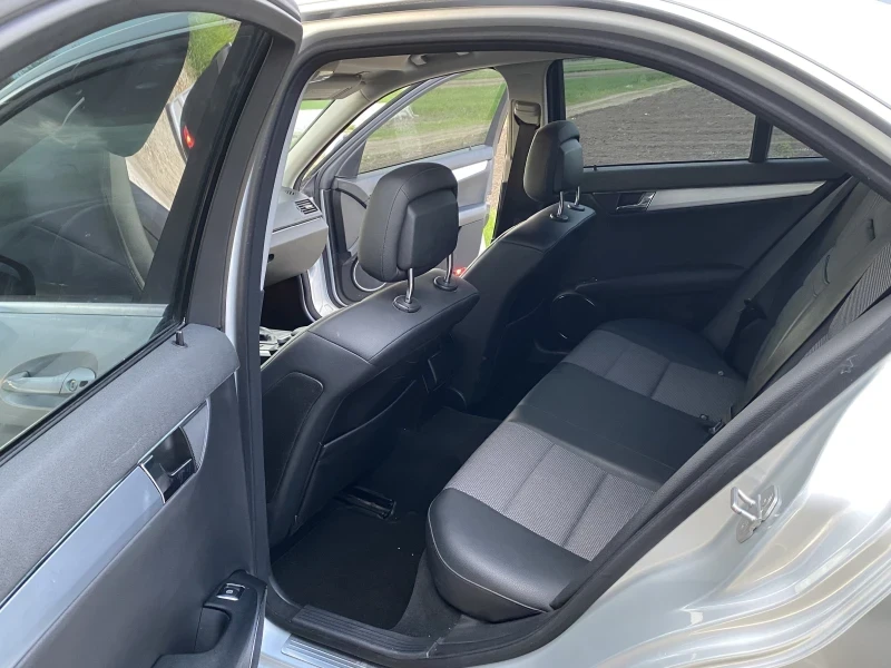 Mercedes-Benz C 200 РЕГИСТРИРАН, Avantgard, 5G-Tron, ПОЛУКОЖА, ОЕМ646 - изображение 10