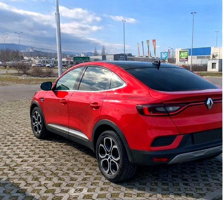 Renault Arkana, снимка 3 - Автомобили и джипове - 53029446