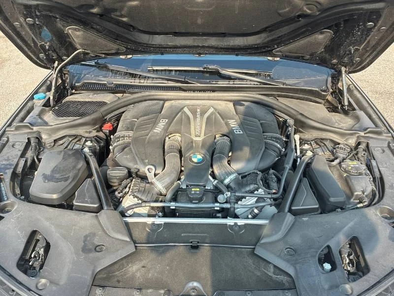 BMW 550 * АВТОКРЕДИТ * ГЛАВНО ПРЕДСТАВИТЕЛСТВО, снимка 16 - Автомобили и джипове - 55948668