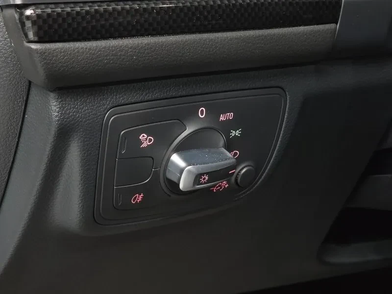 Audi A6 3.0 Tfsi Quattro C7, снимка 16 - Автомобили и джипове - 56683303