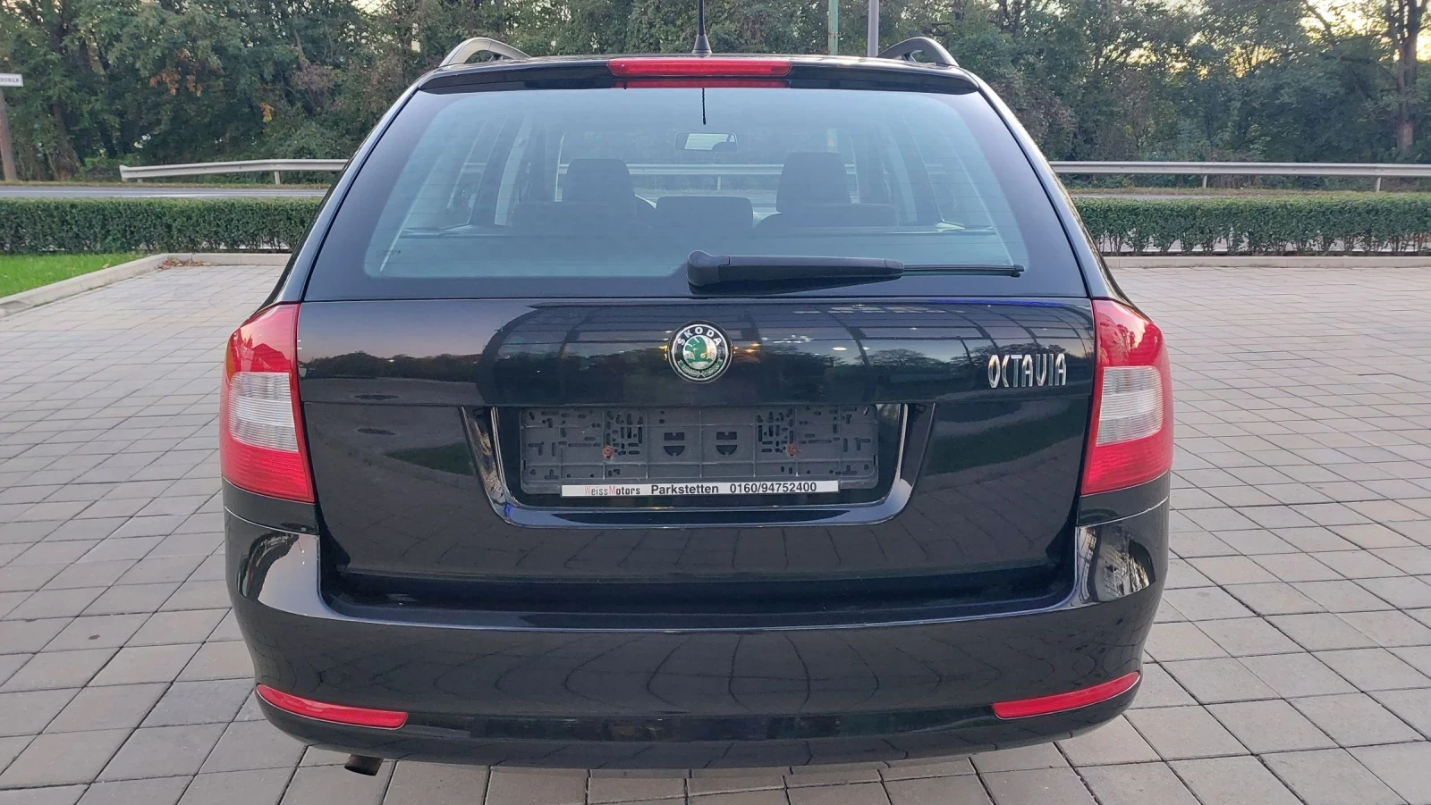 Skoda Octavia 1.6I KOMBI - изображение 10