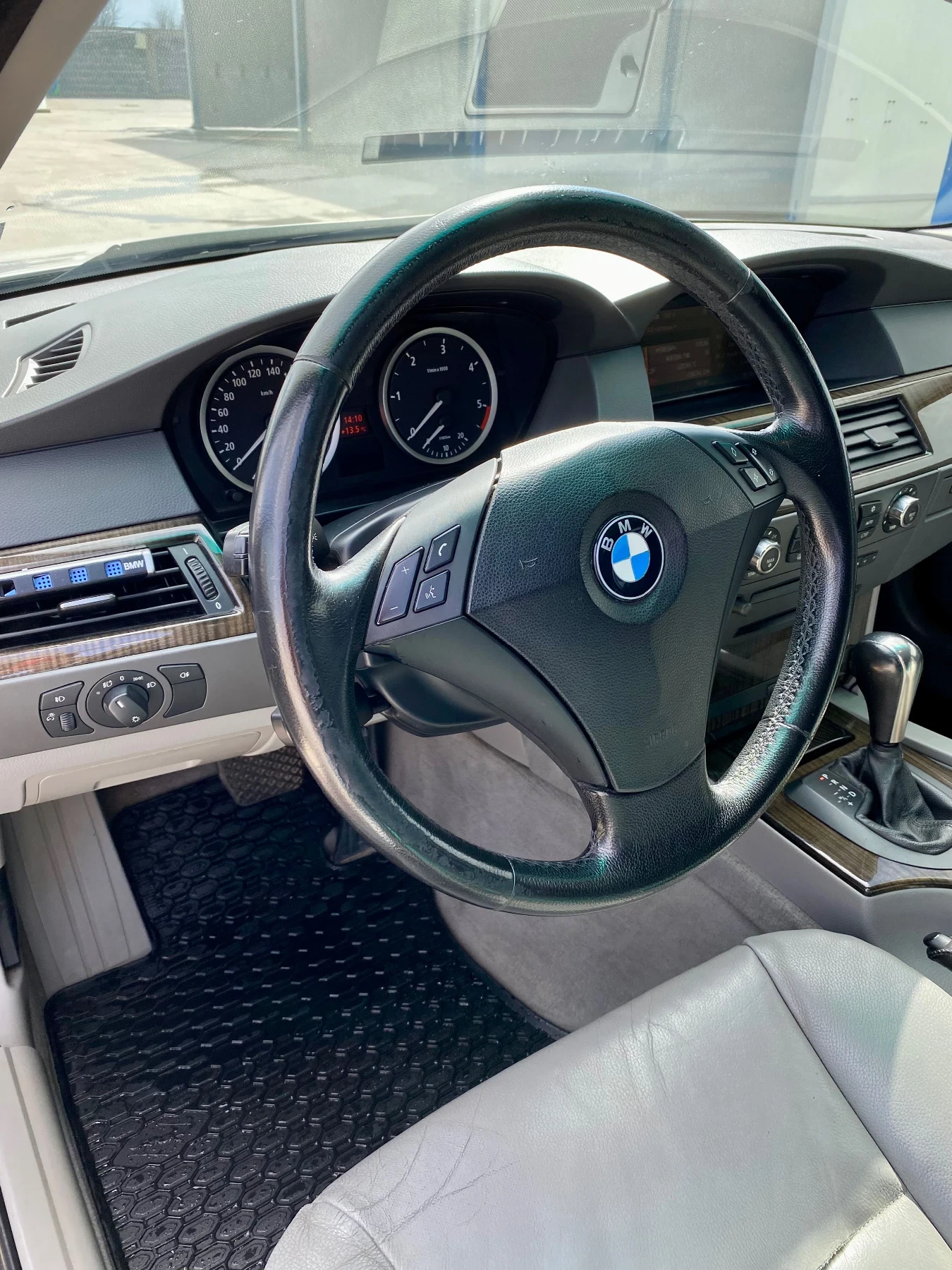 BMW 530 E61 M57 231к.с сервизна история - изображение 5