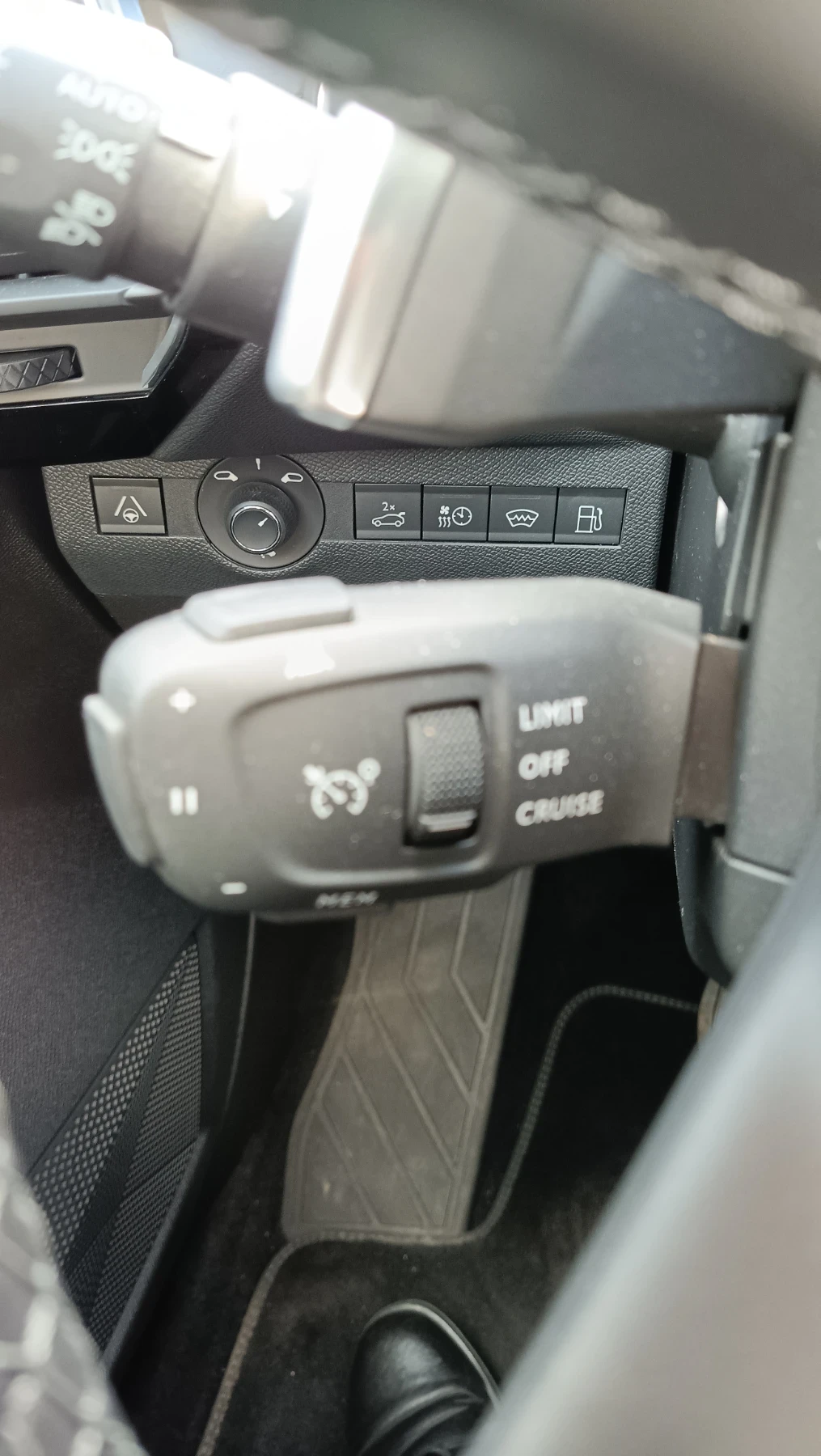 DS DS 7 RIVOLI E-TENSE 300 hp 4X4 EAT8 | Mobile.bg   12