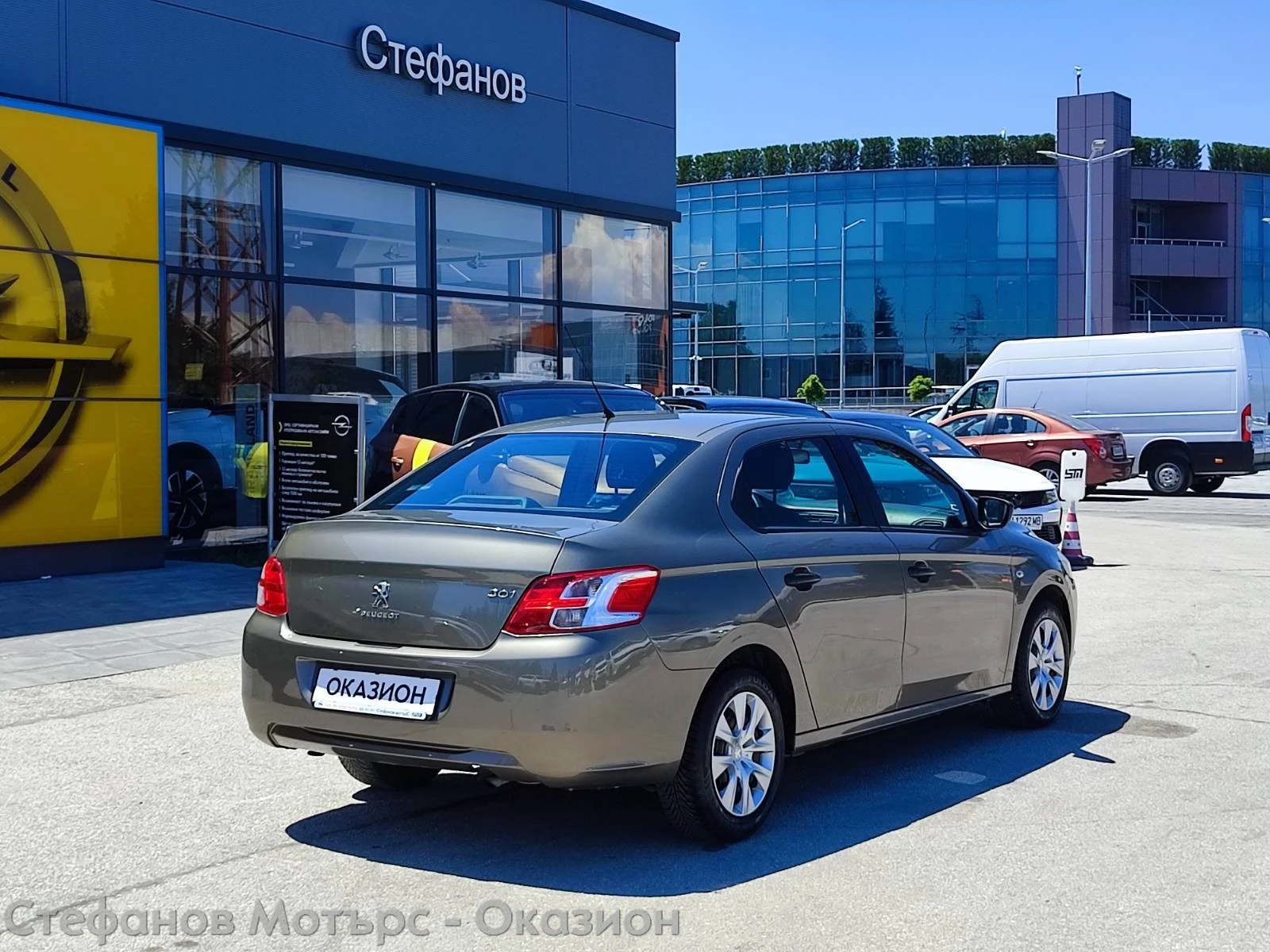 Peugeot 301 1.2i VTI Бензин LPG (72hp) MT5 - изображение 8