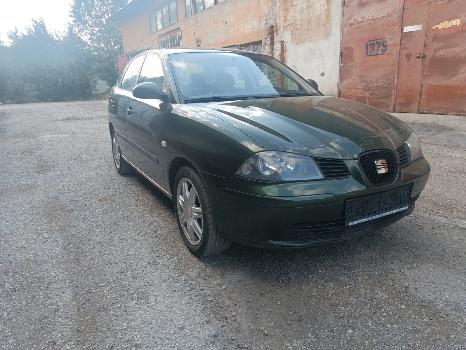 Seat Cordoba 1, 4 бензин 86 к.с. - изображение 6