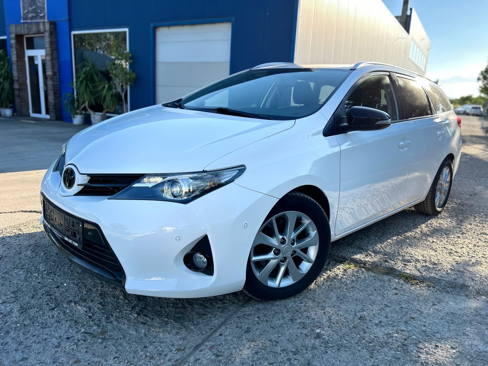 Toyota Auris 2.0 D-4D  - изображение 9
