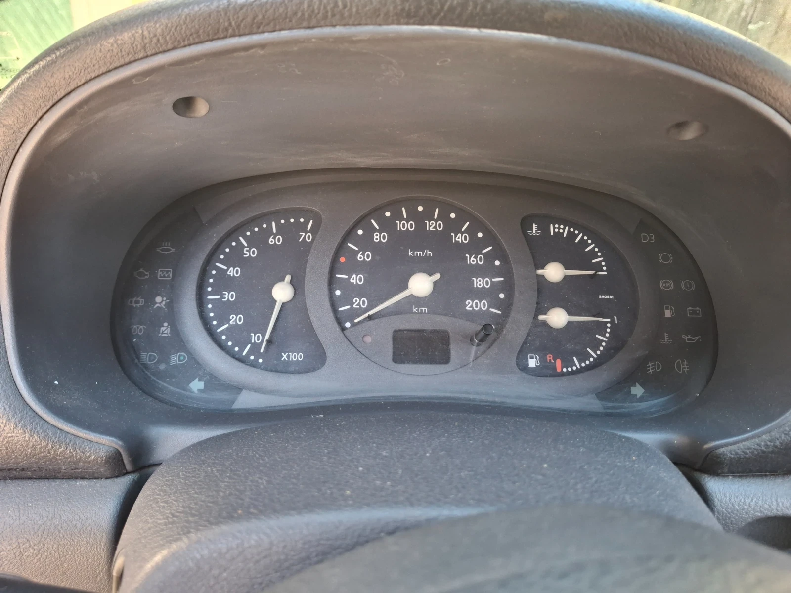 Renault Clio  - изображение 10