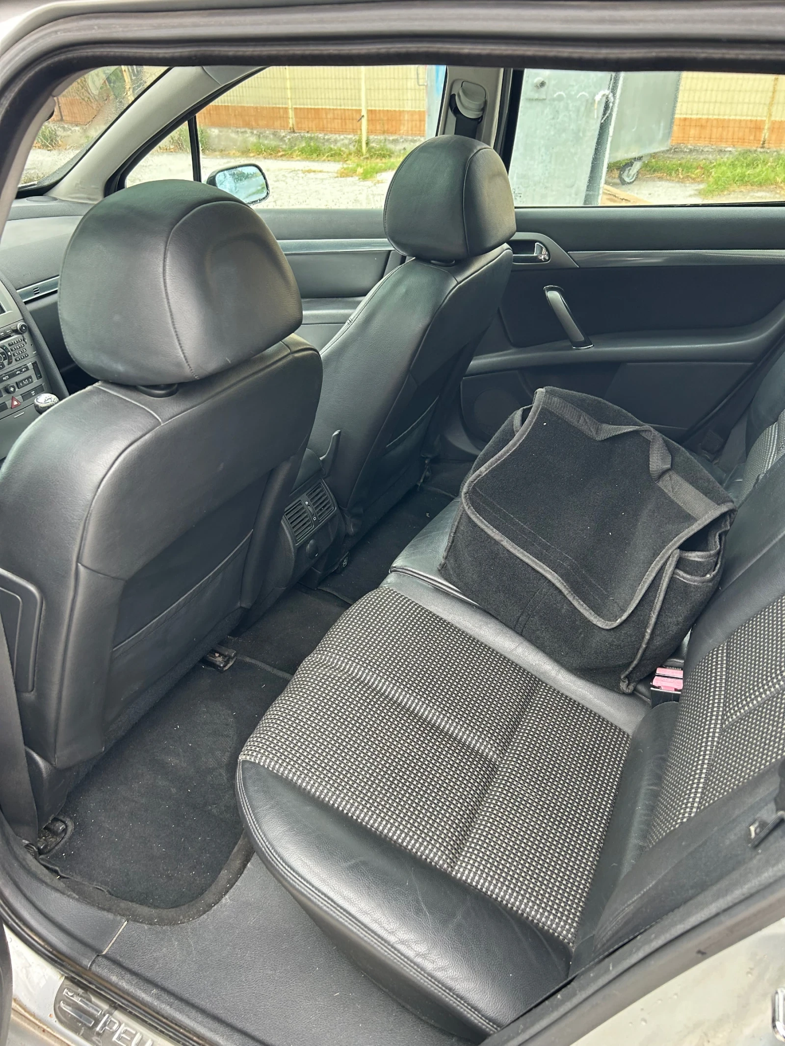 Peugeot 407 SW 2.0HDI - изображение 8