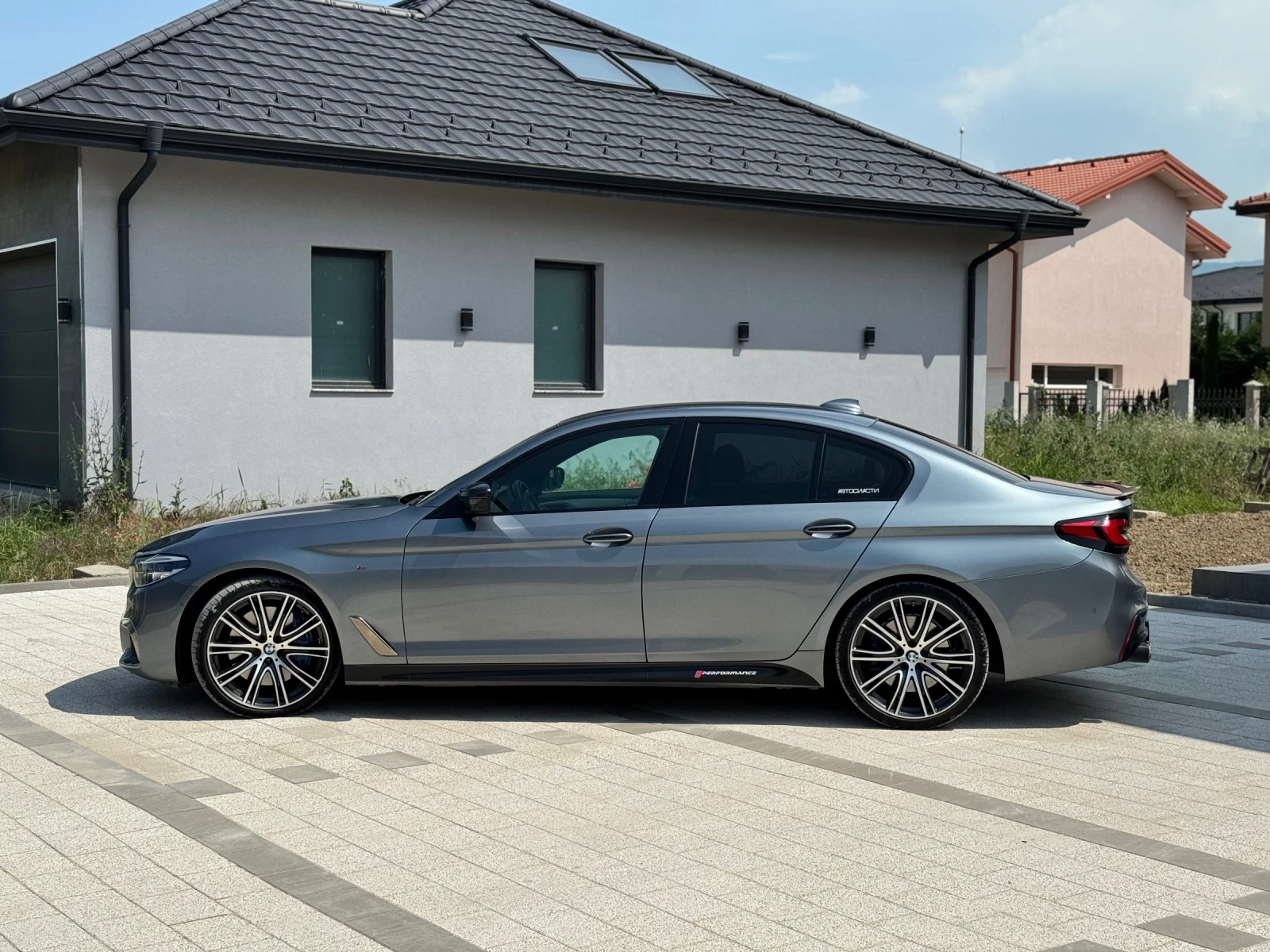 BMW 550 M550d xDrive, 93K KM, Int Steering, 360Cam, CarP  - изображение 5