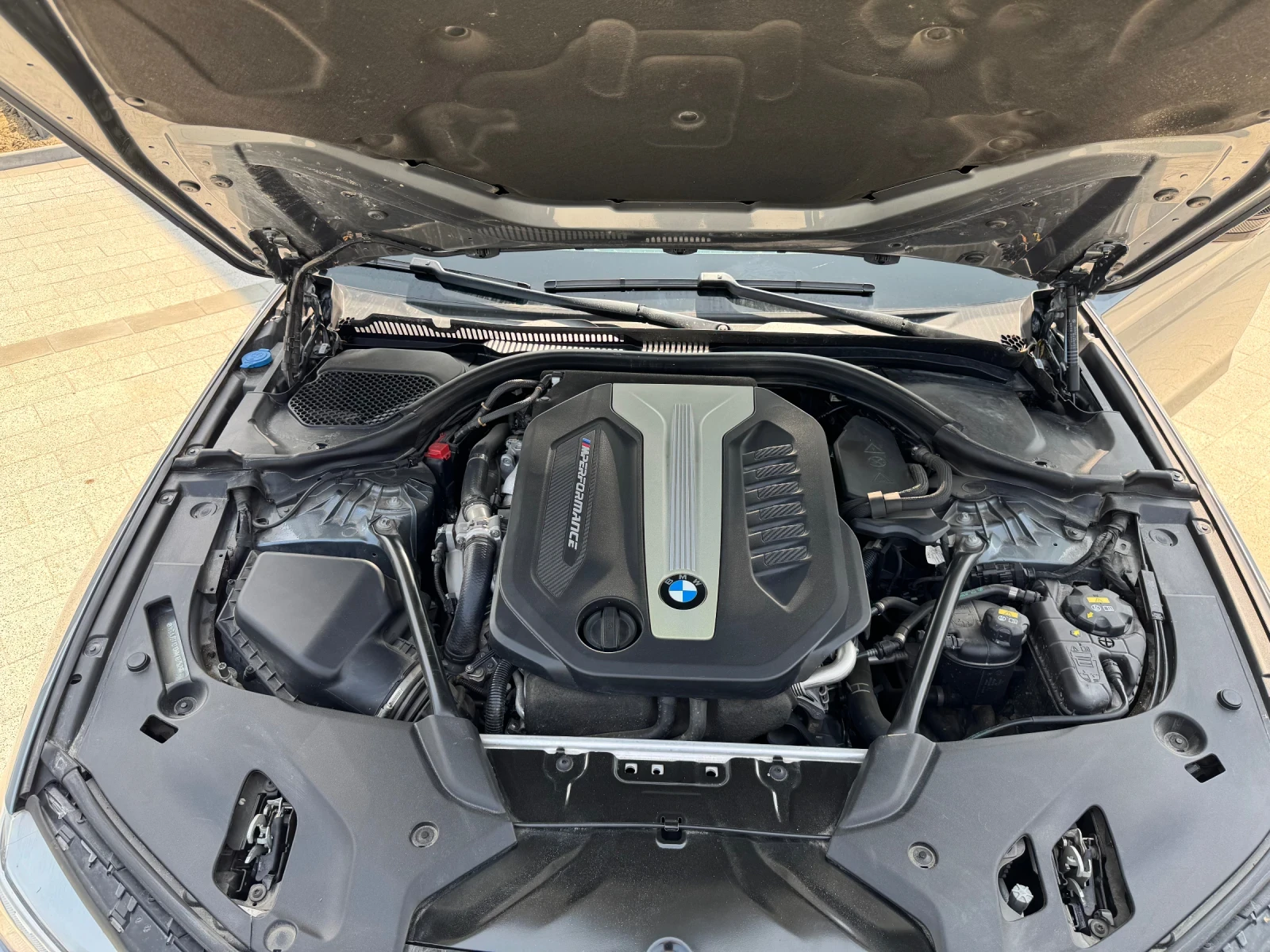 BMW 550 M550d xDrive, 93K KM, Int Steering, 360Cam, CarP  - изображение 10