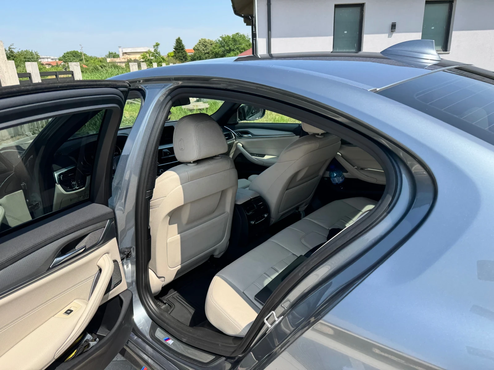 BMW 550 M550d xDrive, 93K KM, Int Steering, 360Cam, CarP  - изображение 9
