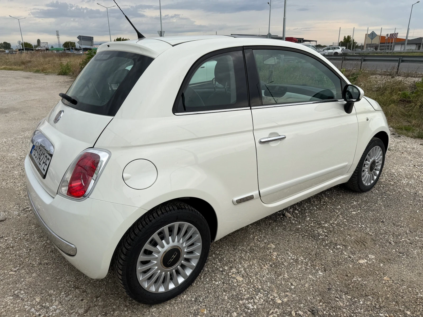 Fiat 500 1.2 БЕНЗИН - изображение 5