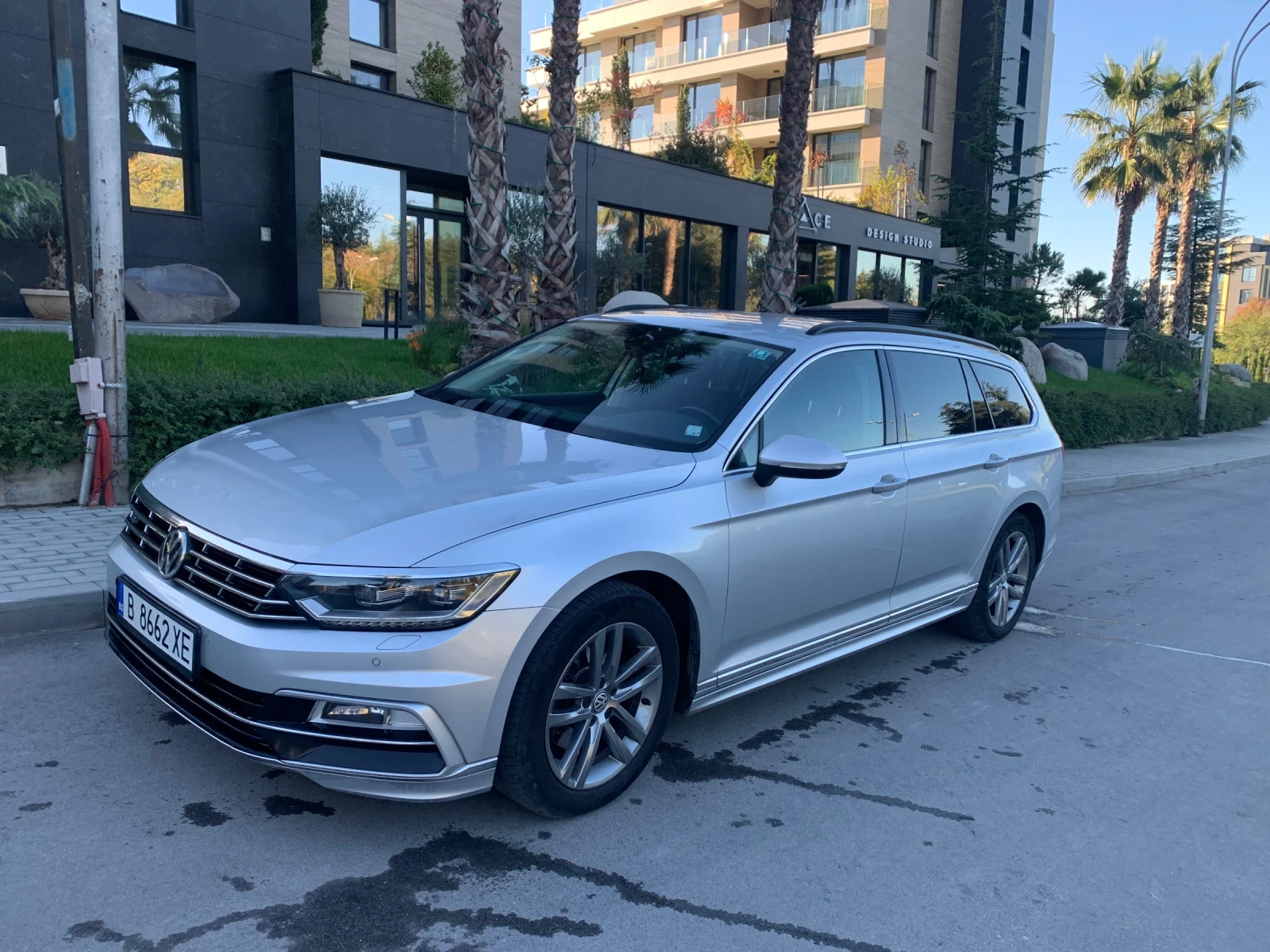 VW Passat R-Line, LED, NAVi, , Camera  . | Mobile.bg   1