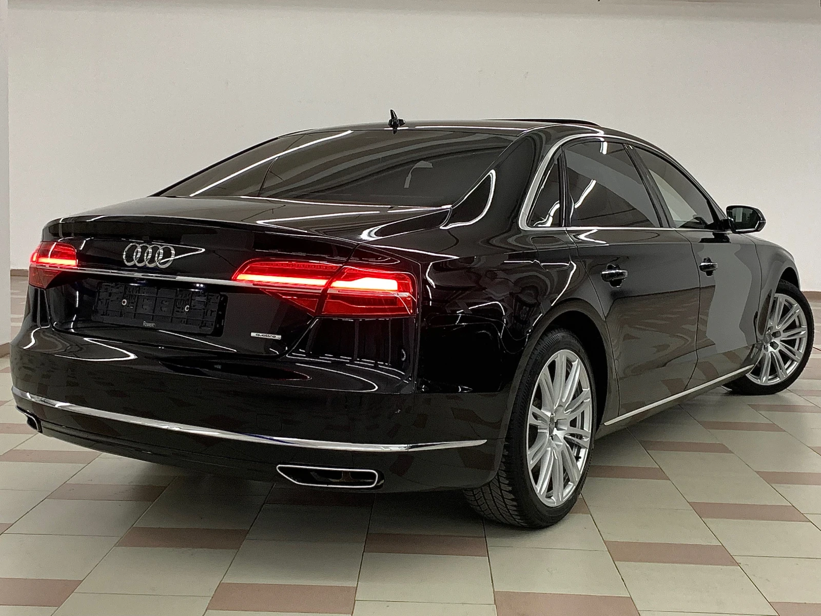 Audi A8 4.2TDI Long 3xTV #FULL FULL MAX# - изображение 2