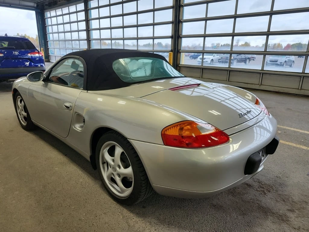 Porsche Boxster * 2DR ROADSTER MANUAL * CARFAX * БЕЗ ПЪРВОНАЧАЛНА  - изображение 4