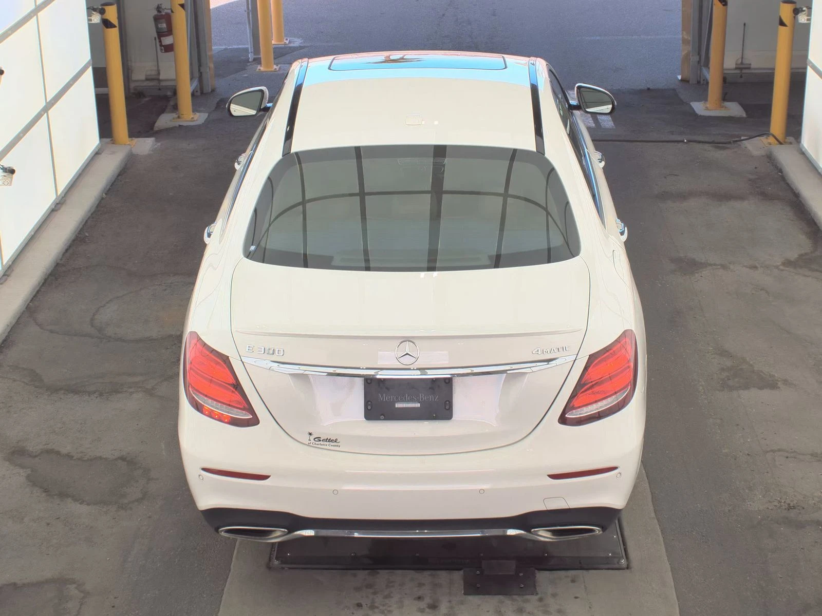 Mercedes-Benz E 300 4MATIC* AMG-PACK* BURMESTER* .*  | Mobile.bg   5