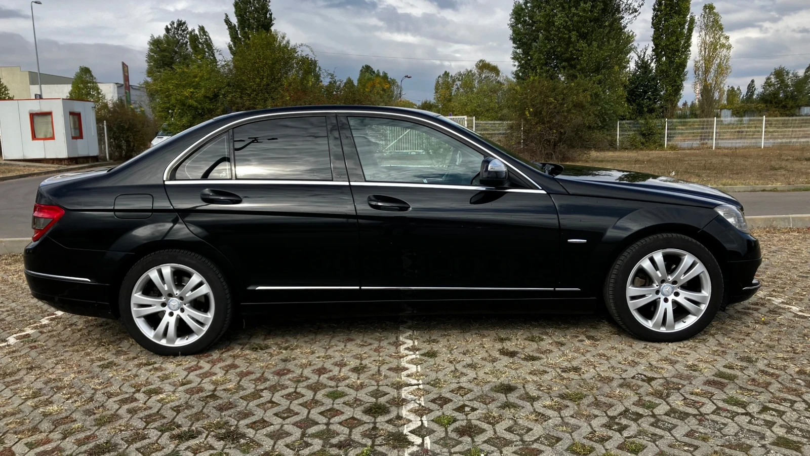Mercedes-Benz C 220  - изображение 4