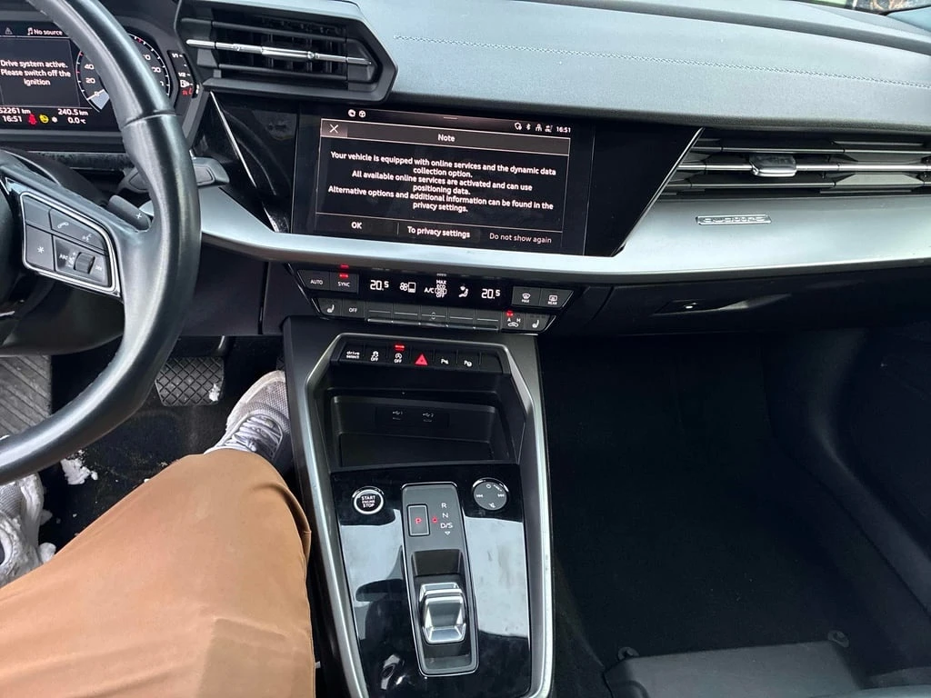 Audi A3 * Komfort * CARFAX * ��� ������������ ������ | Mobile.bg � ����������� 9