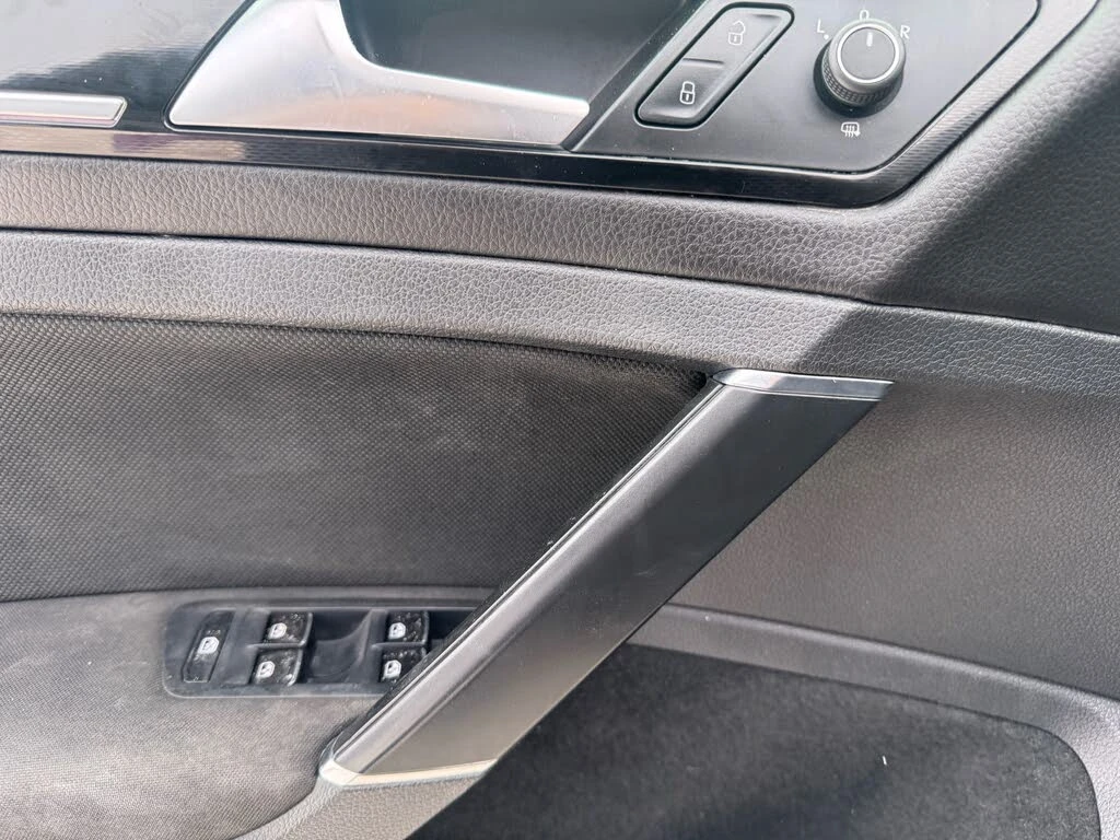 VW Golf 2.0T Autobahn 4-Door* ����������* (���� �� ��)  | Mobile.bg � ����������� 14