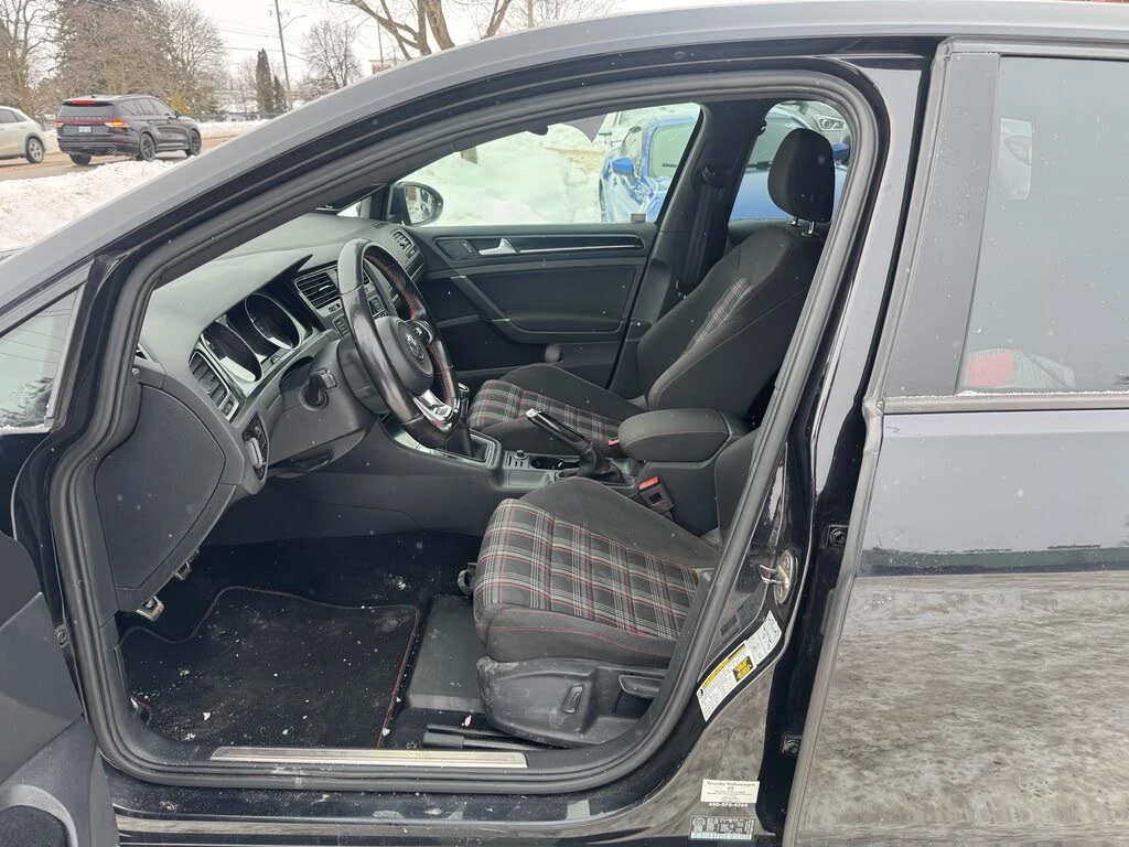 VW Golf 2.0T Autobahn 4-Door* ����������* (���� �� ��)  | Mobile.bg � ����������� 7