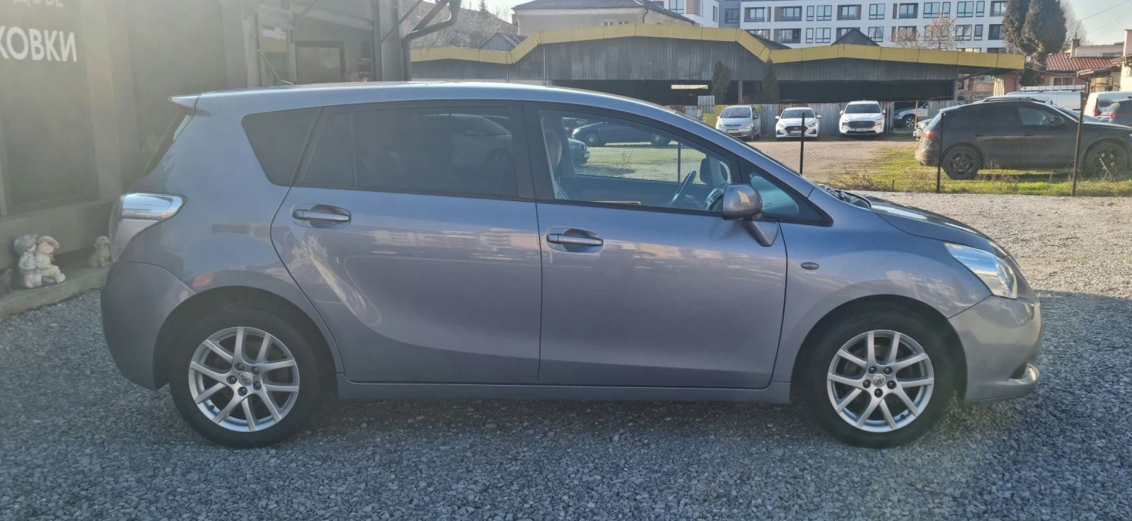 Toyota Verso 1.8 VALVE MATIC 7 МЕСТНА!Кожа!Камера!Навигация!, снимка 4 - Автомобили и джипове - 53737611