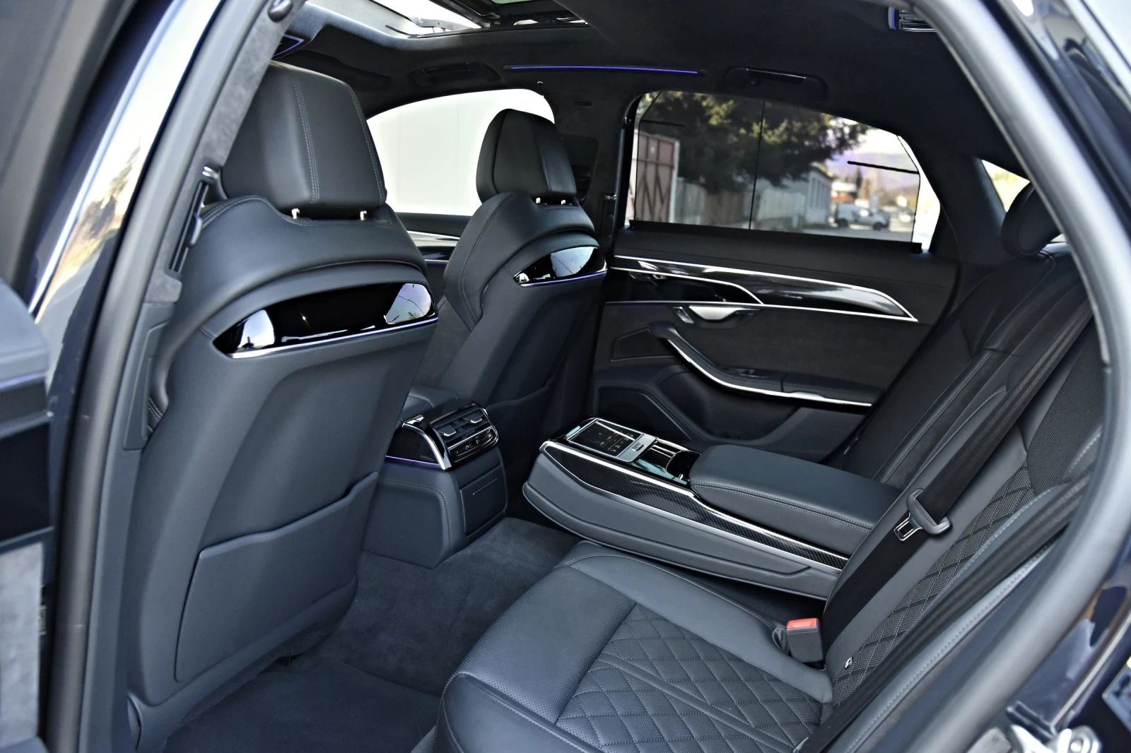 Audi S8 4.0 V8T B&O RS-SITZE 21" CERAMIC 360 CARBON LE, снимка 15 - Автомобили и джипове - 53757132