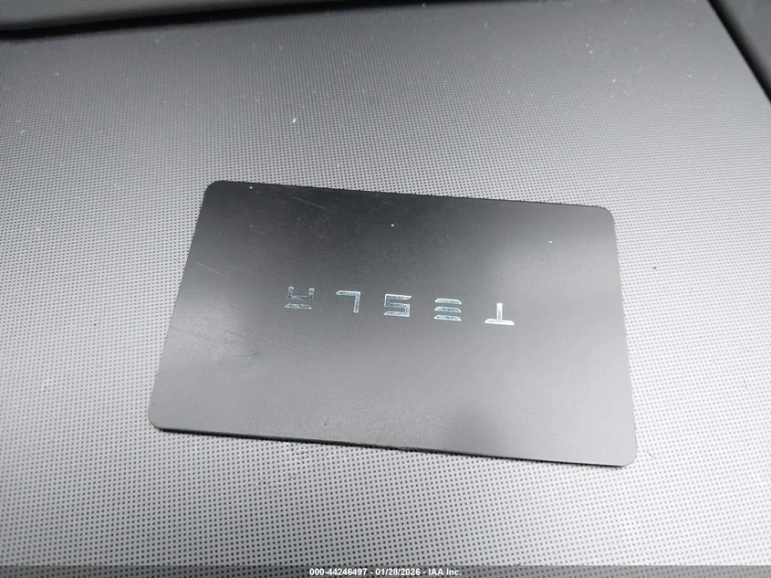 Tesla Model 3 Long Range Rear-Wheel Drive, снимка 11 - Автомобили и джипове - 53848056