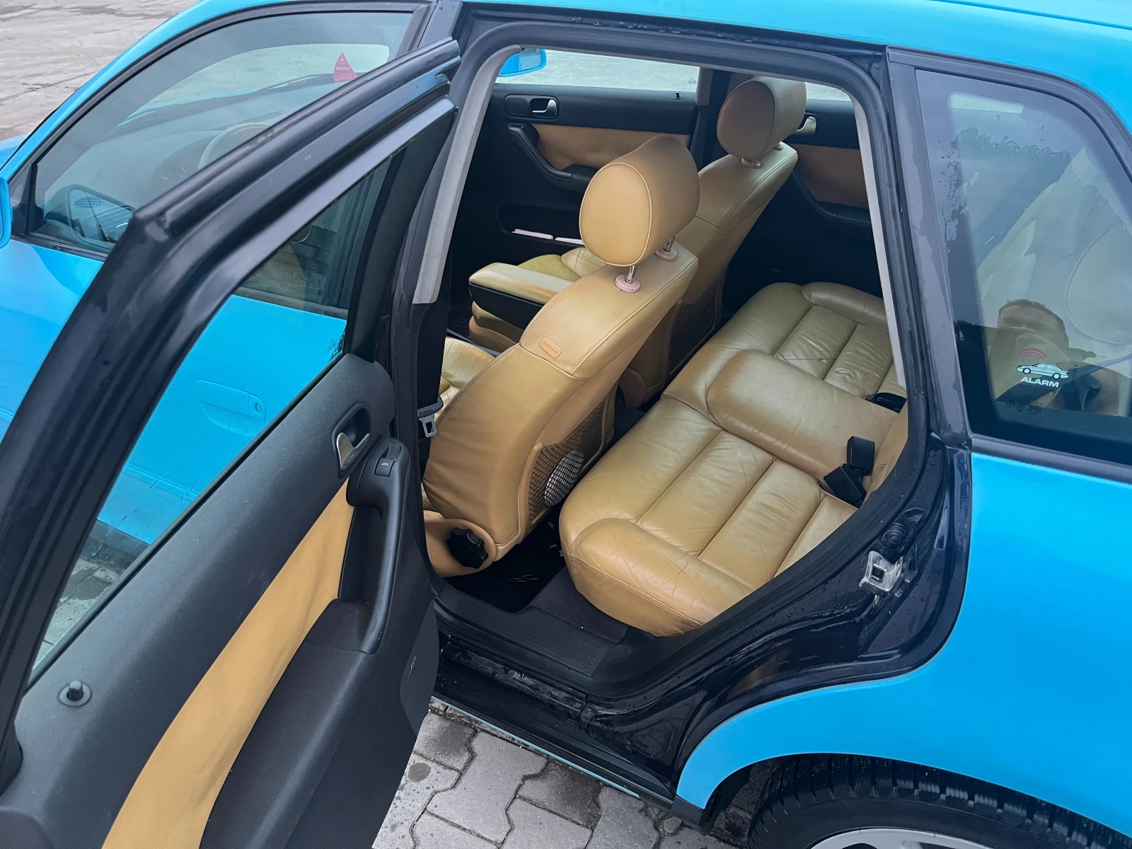 Audi A3 1.8 T , снимка 11 - Автомобили и джипове - 53851789