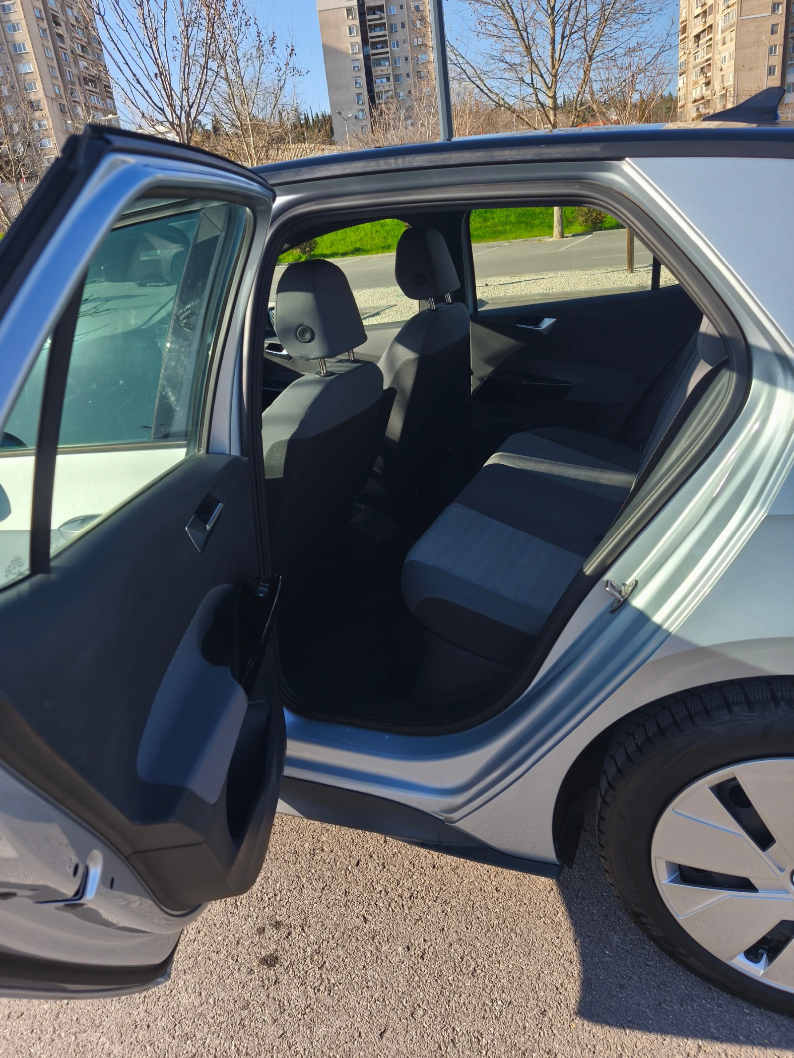 VW ID.3, снимка 4 - Автомобили и джипове - 53963332