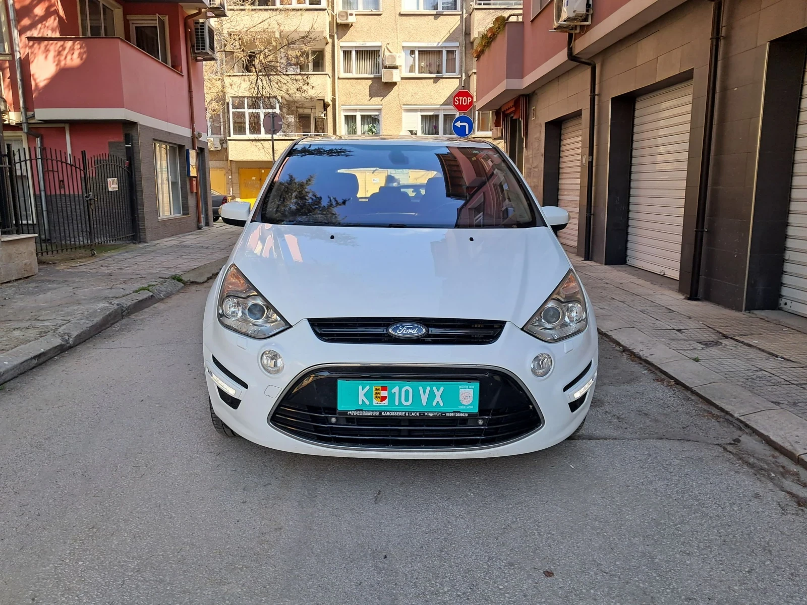 Ford S-Max 2.0D 140k keyless navi panorama