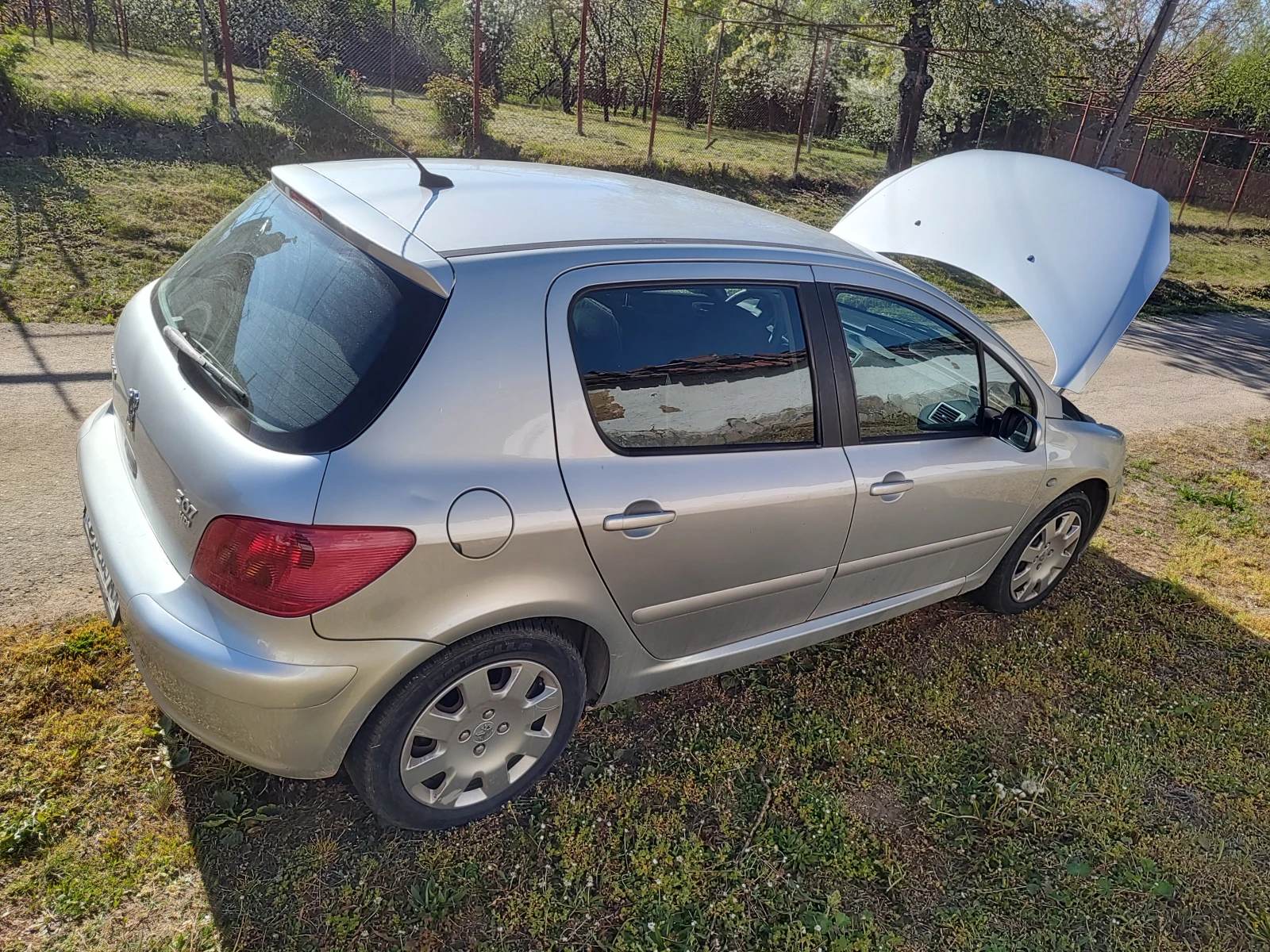 Peugeot 307 2.0 HDI, снимка 2 - Автомобили и джипове - 54347748