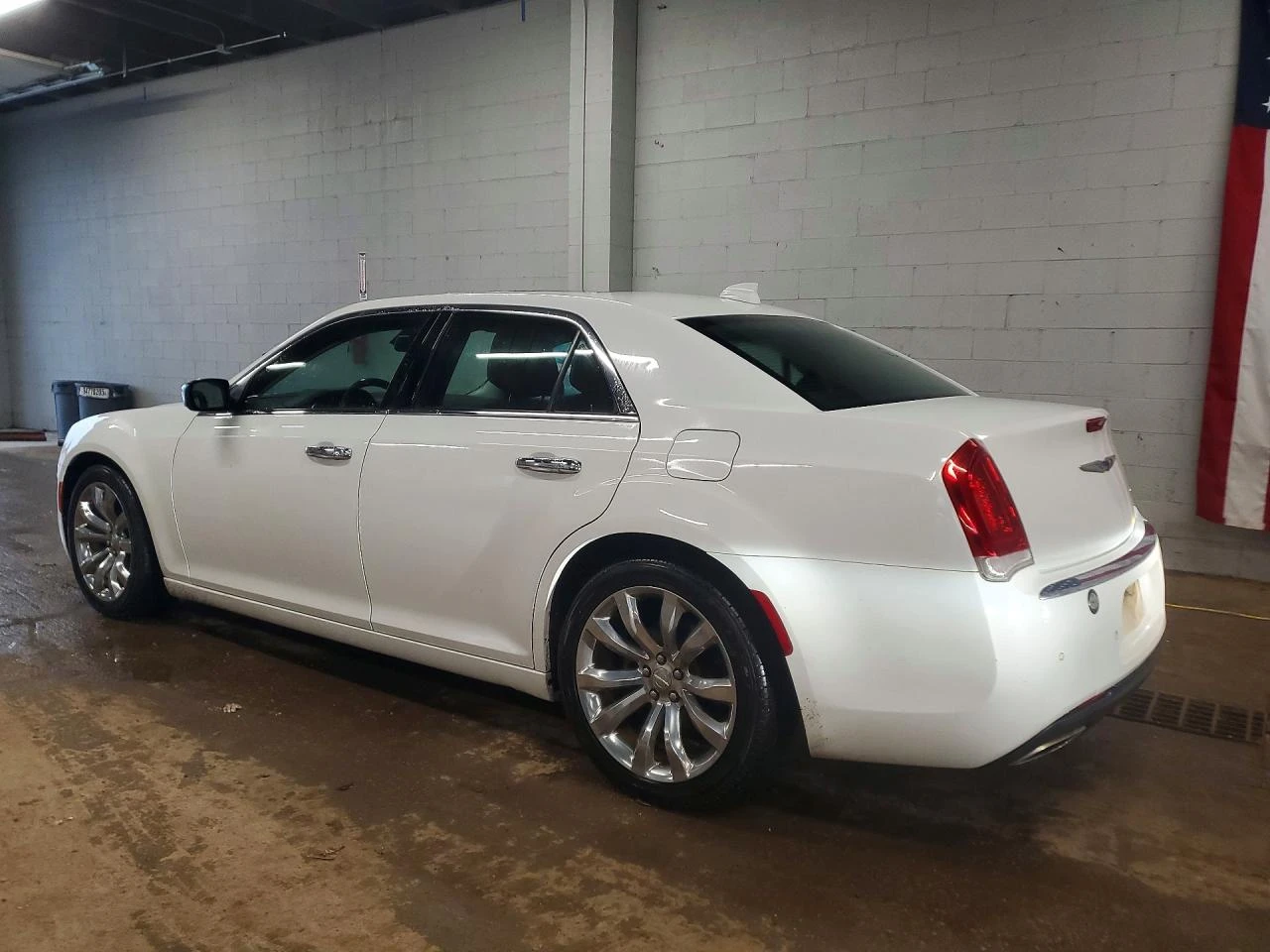 Chrysler 300c 3.6l 300 Limited, снимка 2 - Автомобили и джипове - 54732089