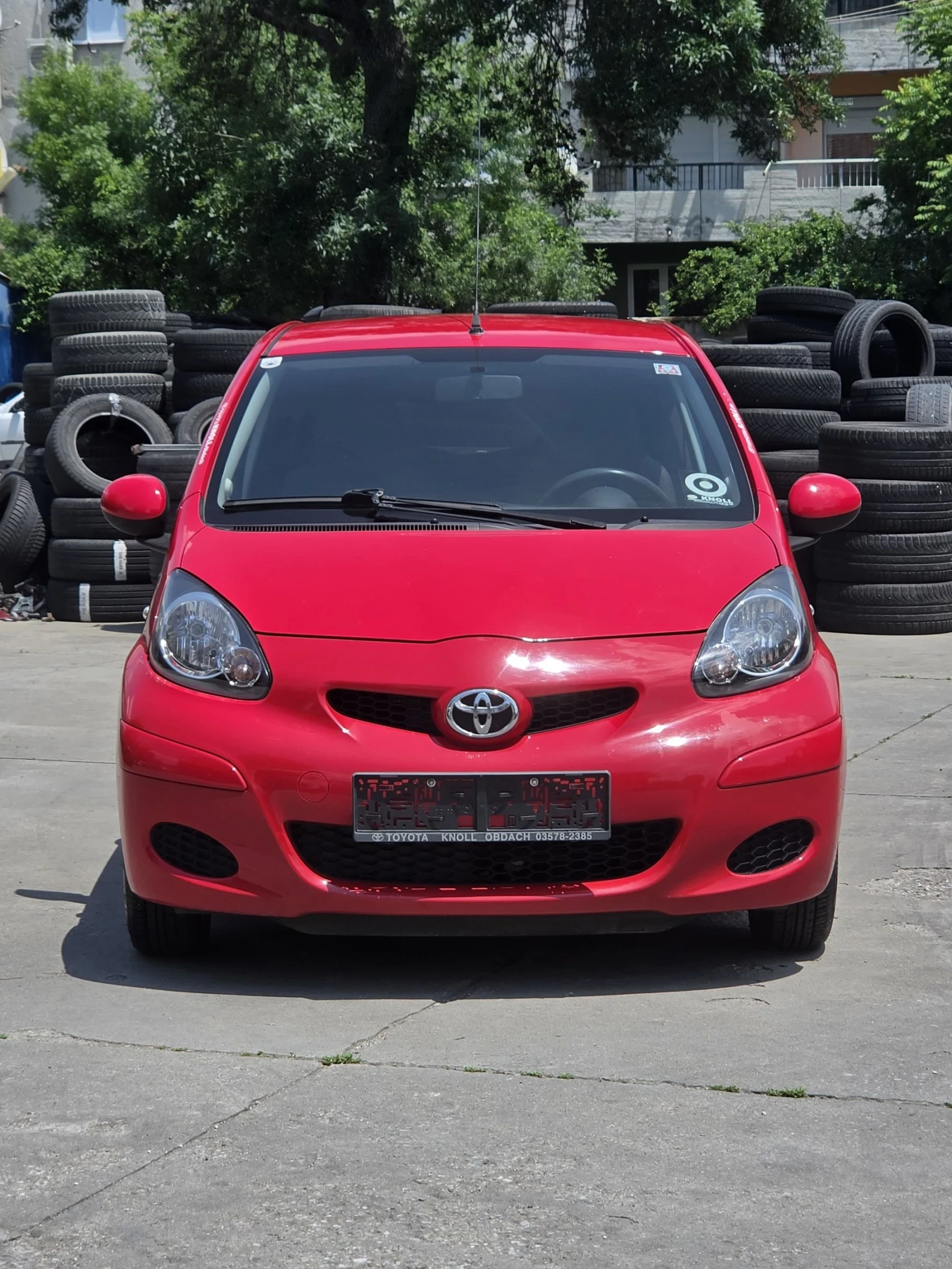 Toyota Aygo 1.0, 69к.с., снимка 2 - Автомобили и джипове - 54801486
