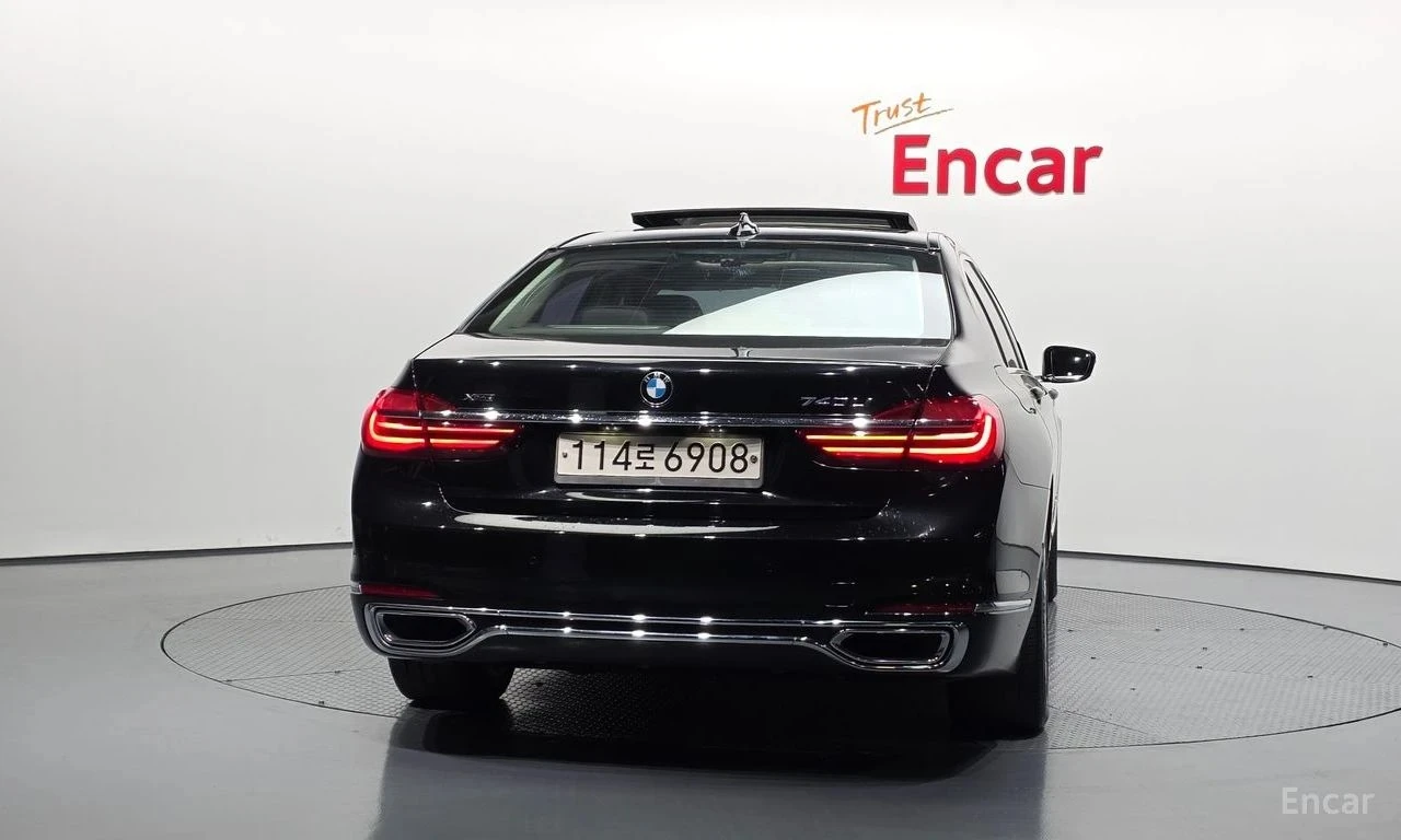BMW 740 Li | АВТОФИНАНСИРАНЕ | ФИКСИРАНА ЦЕНА ДО БЪЛГАРИЯ, снимка 2 - Автомобили и джипове - 55148068