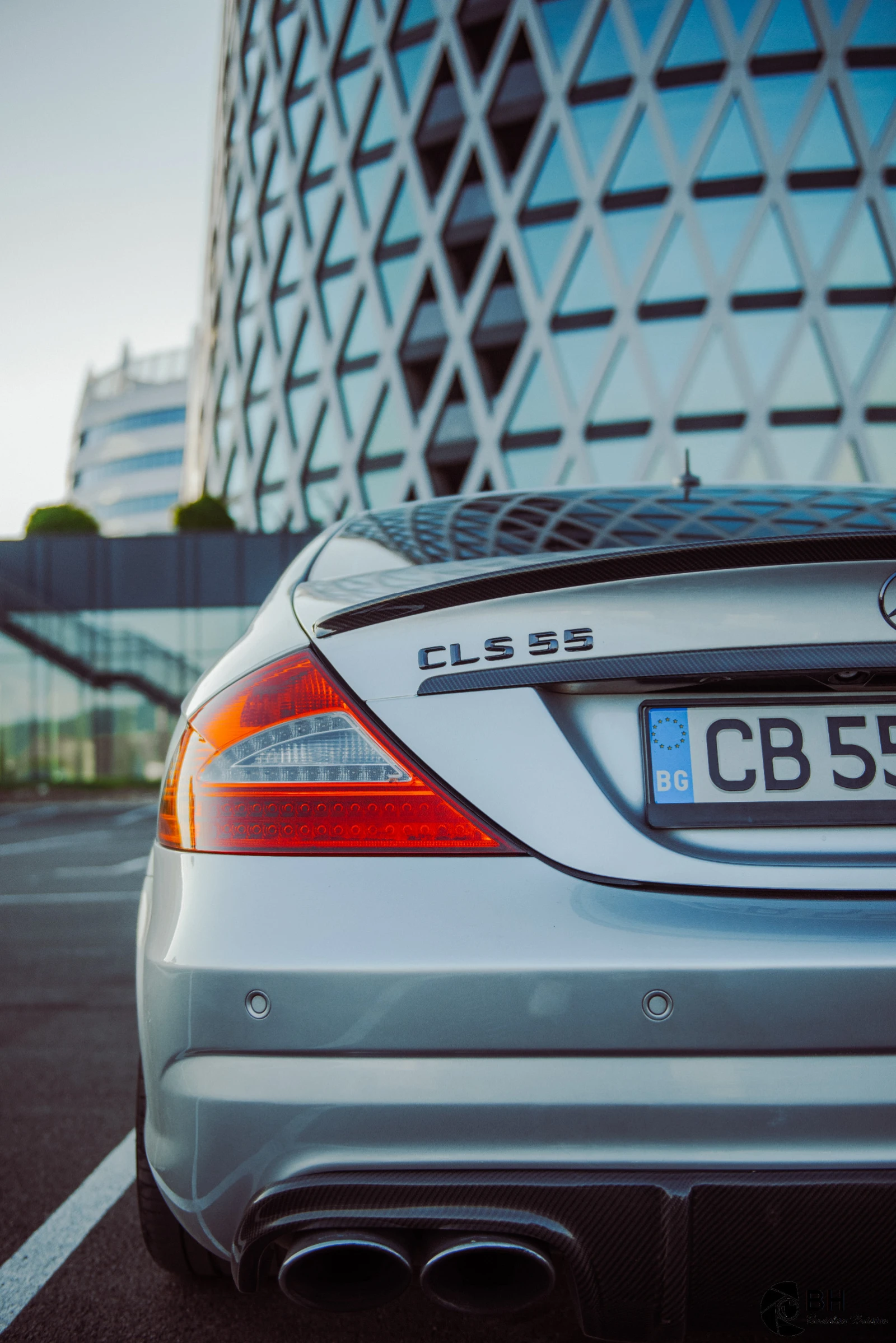Mercedes-Benz CLS 55 AMG, снимка 7 - Автомобили и джипове - 55159910
