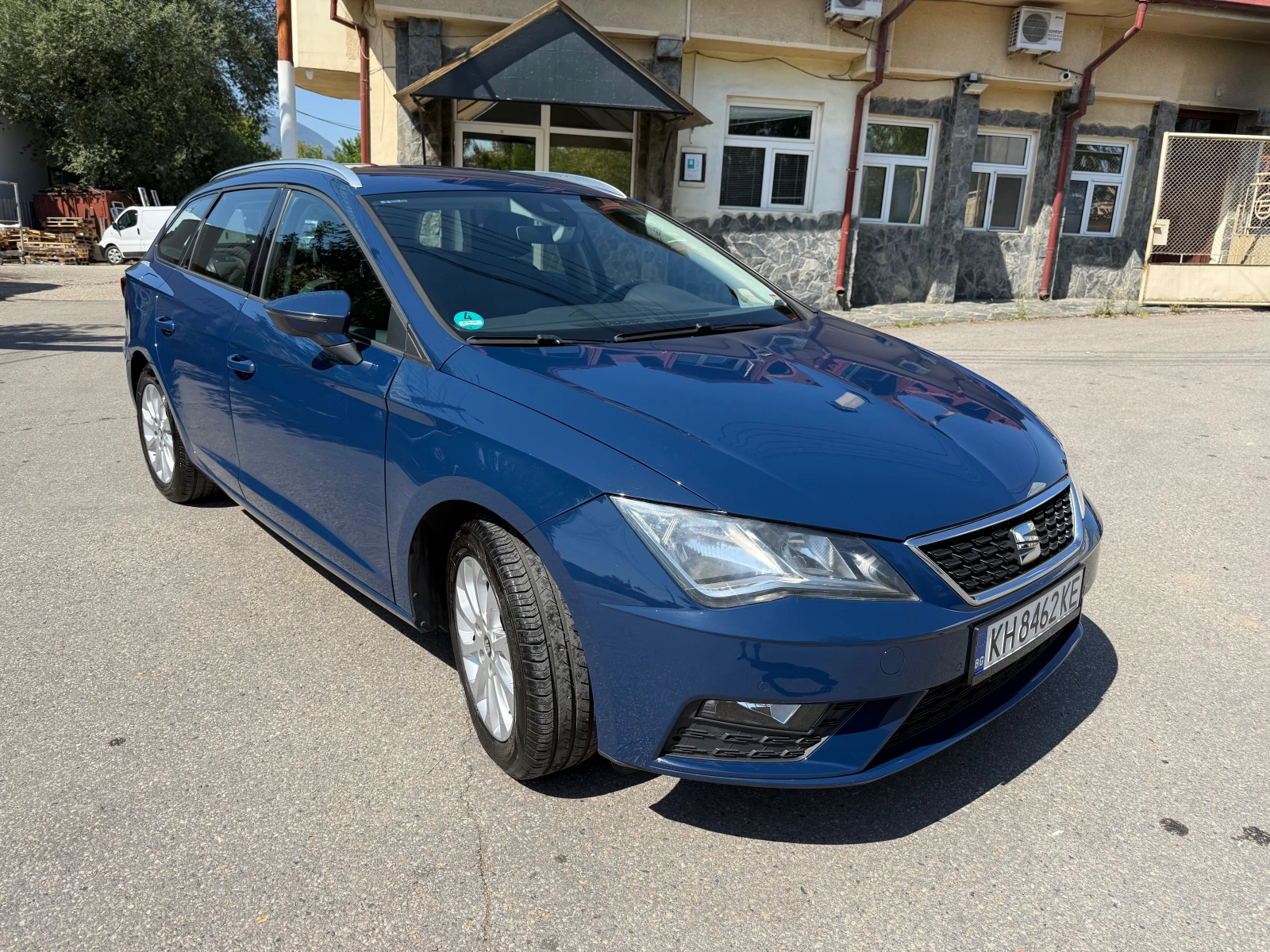 Seat Leon 1.4 tgi , снимка 2 - Автомобили и джипове - 55659747