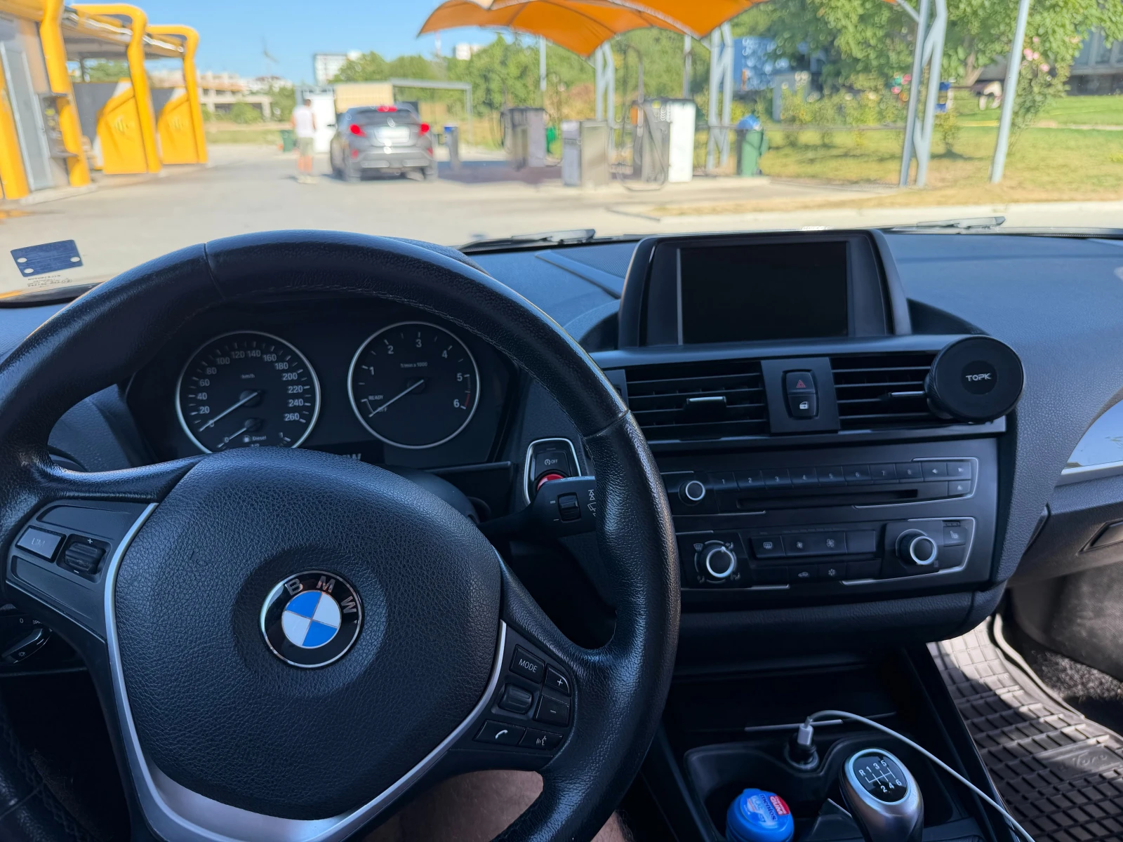 BMW 116 2.0D, снимка 5 - Автомобили и джипове - 55736014