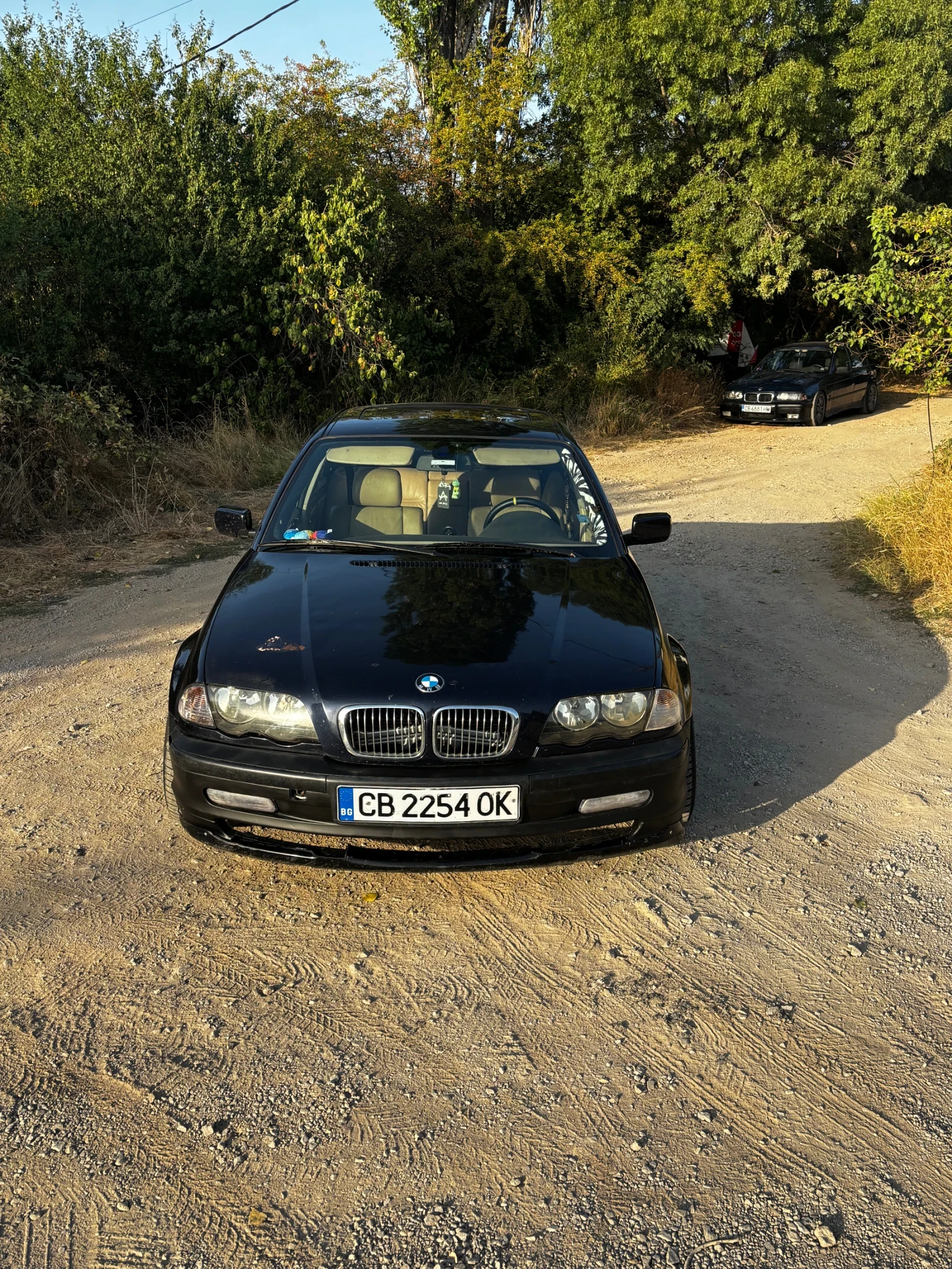 BMW 323, снимка 2 - Автомобили и джипове - 55848430