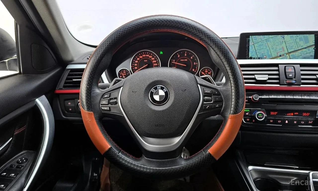 BMW 325 d Sport| PANO| ПАМЕТ| АМБИЕНТ| 2 КЛЮЧА, снимка 12 - Автомобили и джипове - 56105292