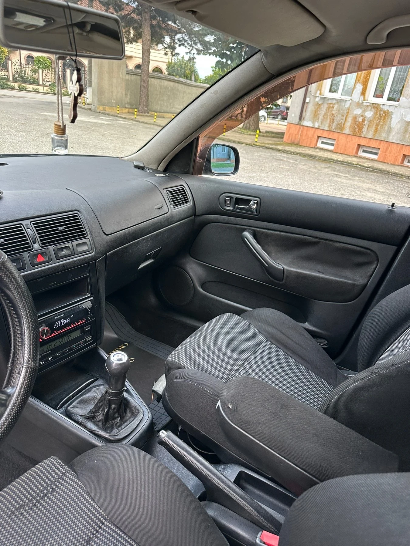 VW Golf, снимка 7 - Автомобили и джипове - 56195637