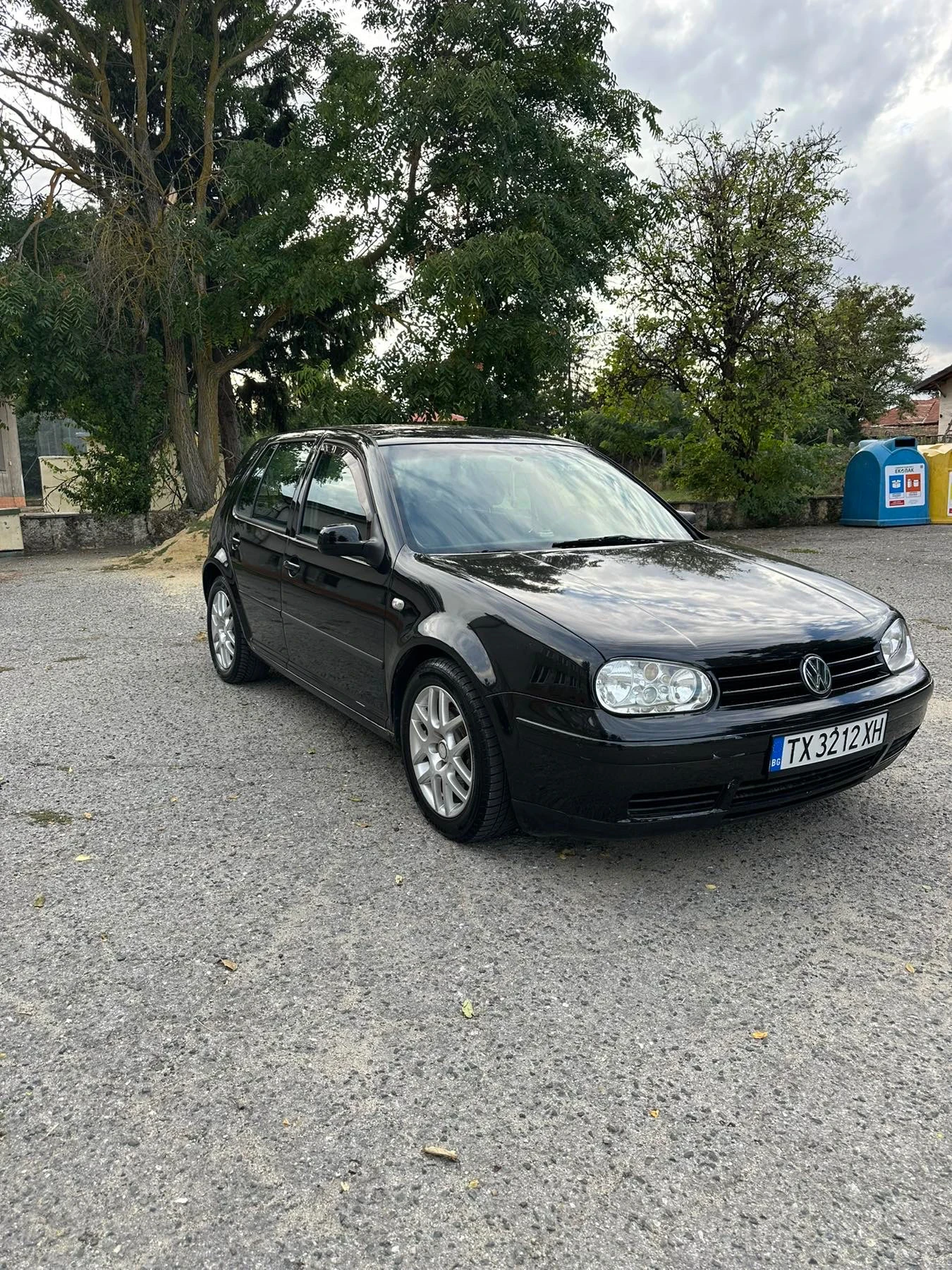 VW Golf, снимка 2 - Автомобили и джипове - 56195637