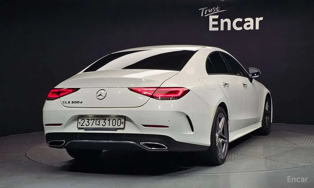 Mercedes-Benz CLS 300 d AMG Line/ФИНАНСИРАНЕ, снимка 2 - Автомобили и джипове - 56276098