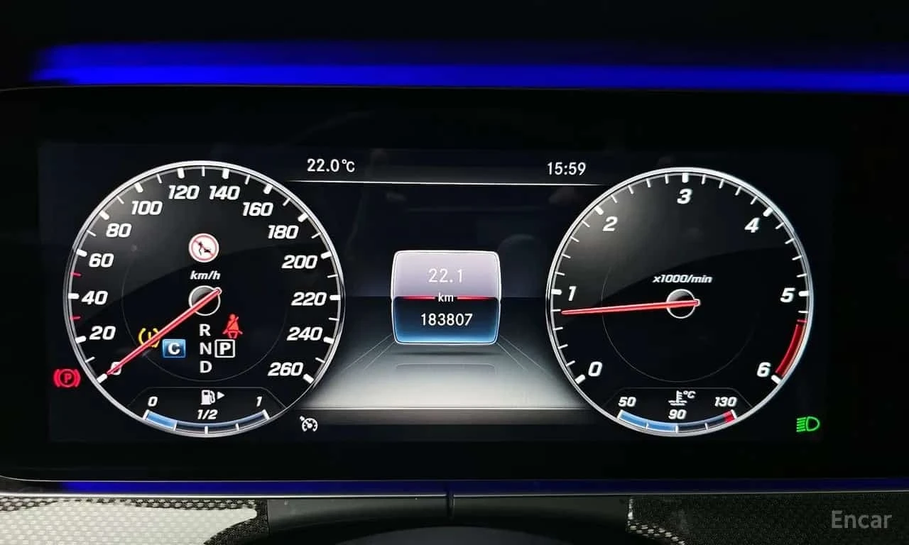 Mercedes-Benz CLS 300 d AMG Line/ФИНАНСИРАНЕ, снимка 8 - Автомобили и джипове - 56276098