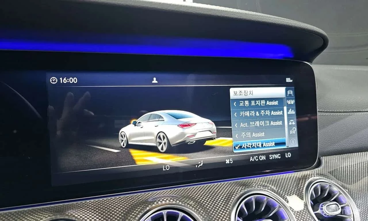 Mercedes-Benz CLS 300 d AMG Line/ФИНАНСИРАНЕ, снимка 15 - Автомобили и джипове - 56276098