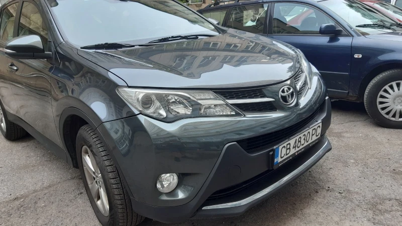 Toyota Rav4, снимка 1 - Автомобили и джипове - 48211602