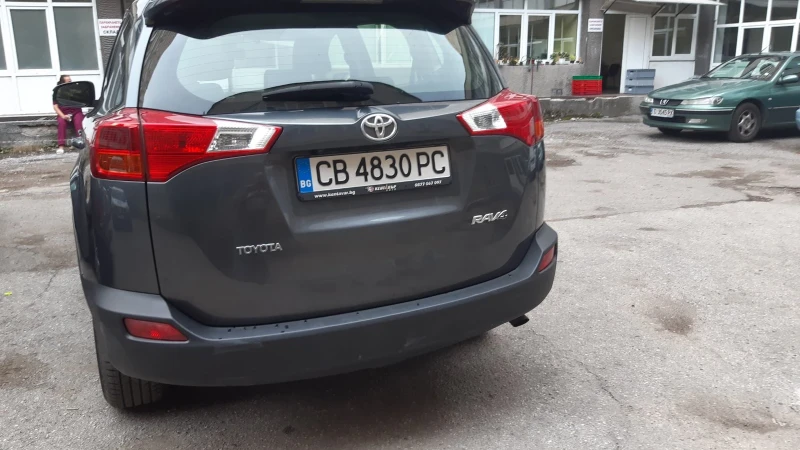 Toyota Rav4, снимка 2 - Автомобили и джипове - 48211602