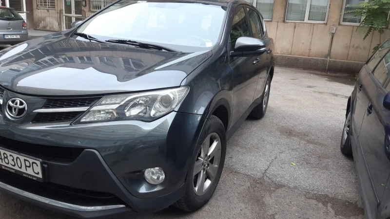 Toyota Rav4, снимка 11 - Автомобили и джипове - 48211602