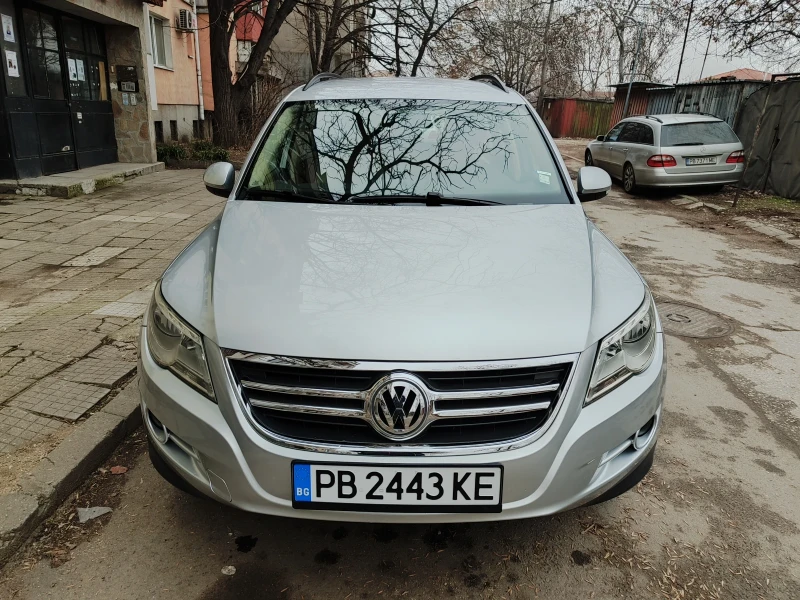 VW Tiguan 2.0 TDI, снимка 2 - Автомобили и джипове - 49327823